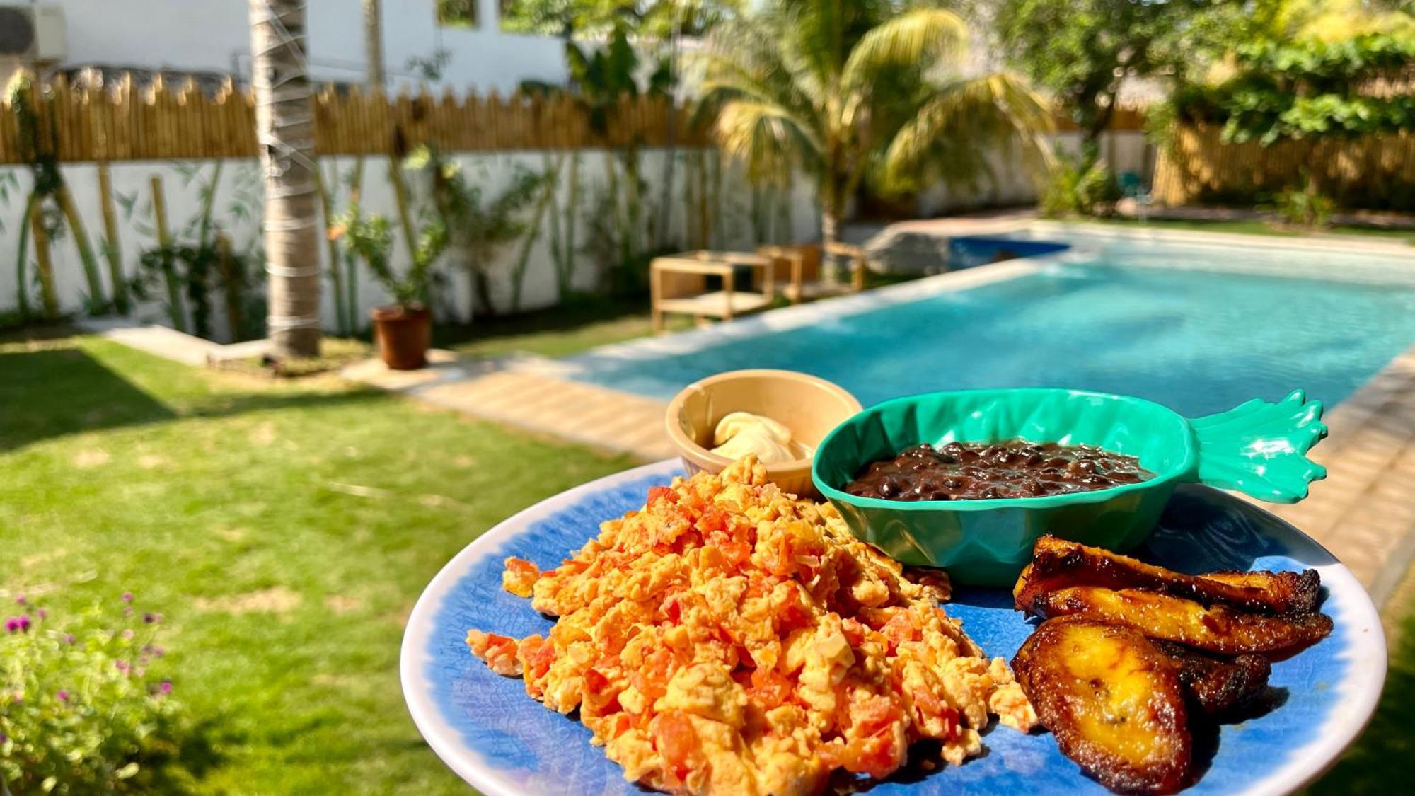 Shanti Surf Camp El Paredón Buena Vista المظهر الخارجي الصورة
