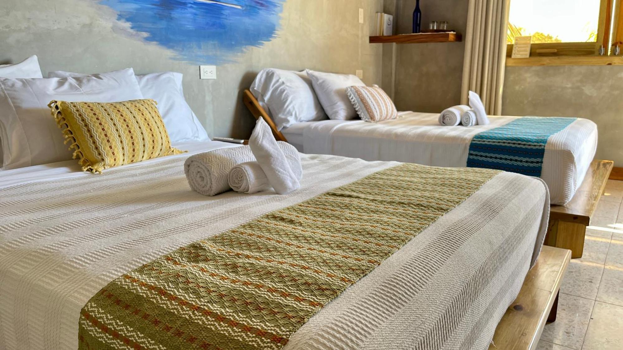 Shanti Surf Camp El Paredón Buena Vista المظهر الخارجي الصورة