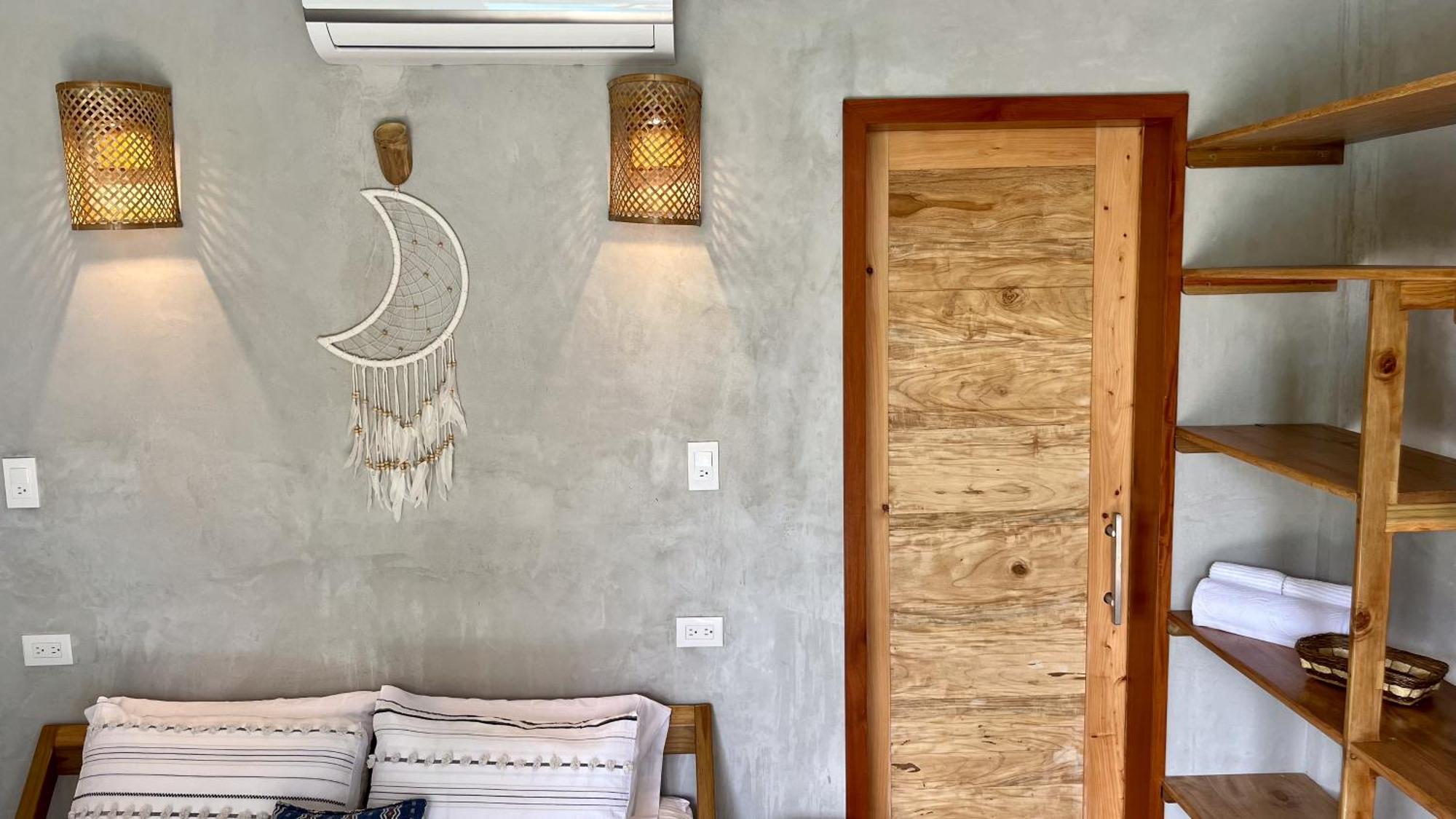 Shanti Surf Camp El Paredón Buena Vista المظهر الخارجي الصورة